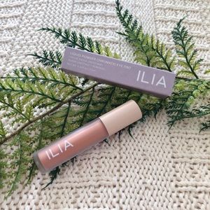 Ilia Liquid Powder Chromatic Eye Tint Mythic